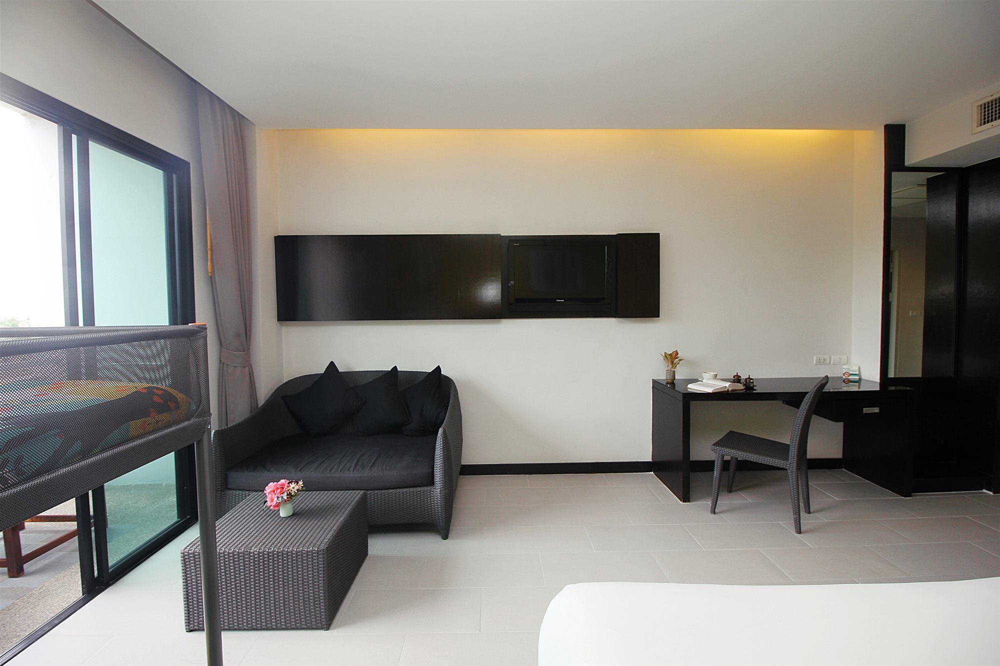 Simplitel Hotel Karon Luaran gambar